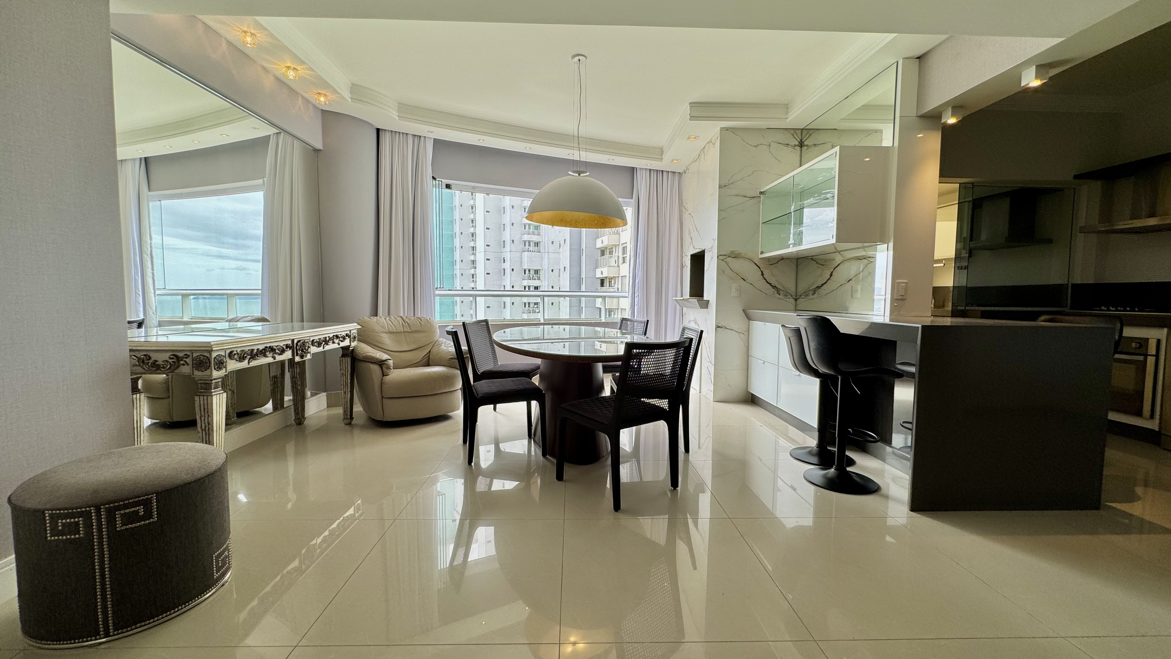 locacao-apartamento-quadra-mar-3-suites-holambra-residence-balneario-oppo-imoveis