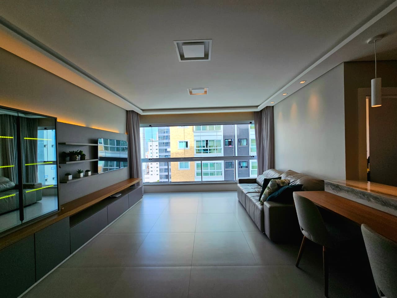 Apartamento-Villagio del Mare-3 suítes-Balneário Cmaboriú-Oppo Imóveis 