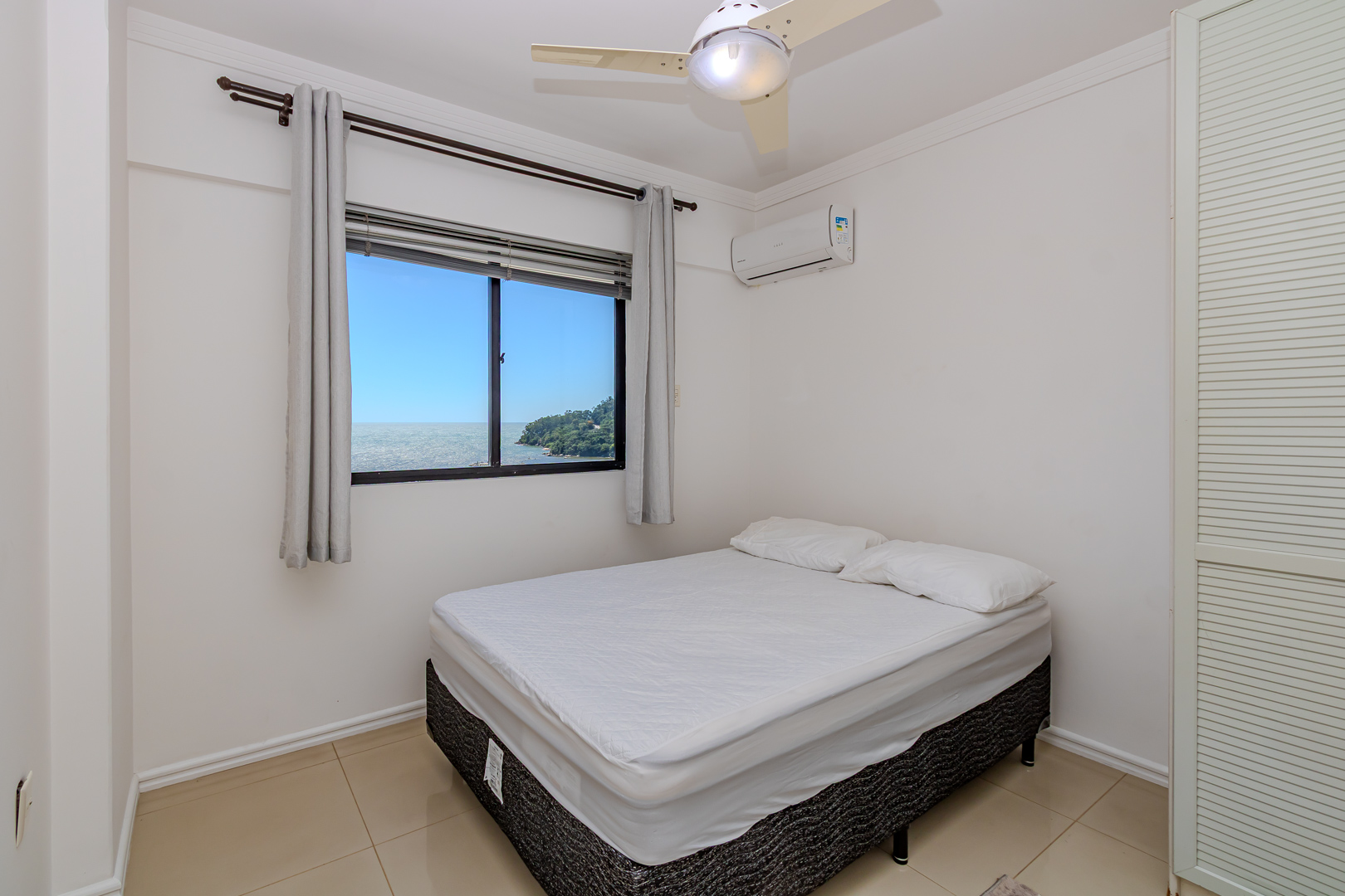 apartamento-quadra-mar-torre-de-san-francisco-balneario-camboriu-oppo-imoveis