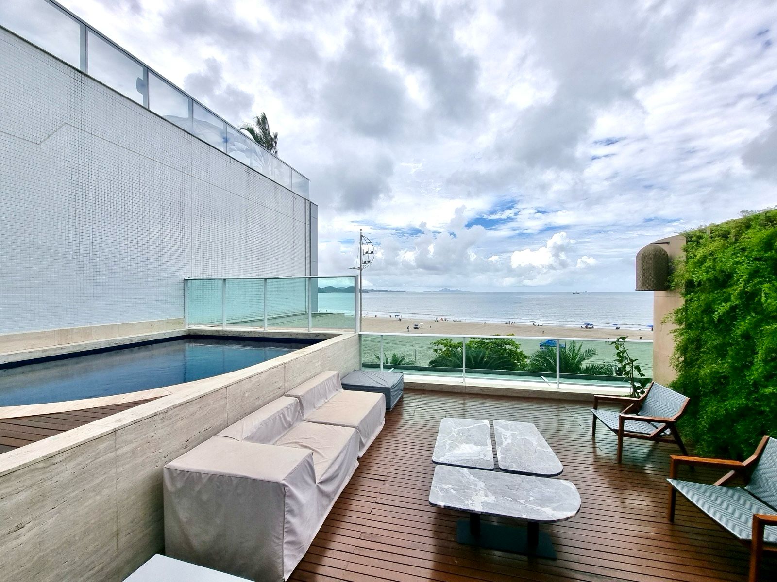 locacao-apartamento-piscina-privativa-3-suite-acqua-residence-barra-sul-balneario-camboriu-oppo-imoveis