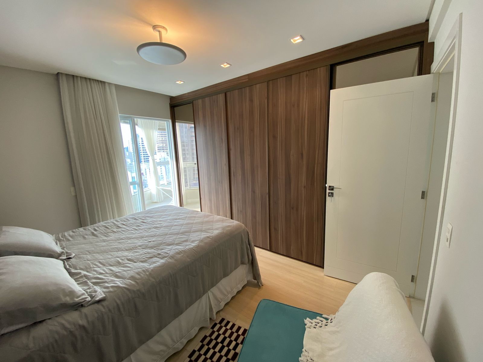 locacao-2suites-ed-ambar-balneario-camboriu-oppo-imoveis