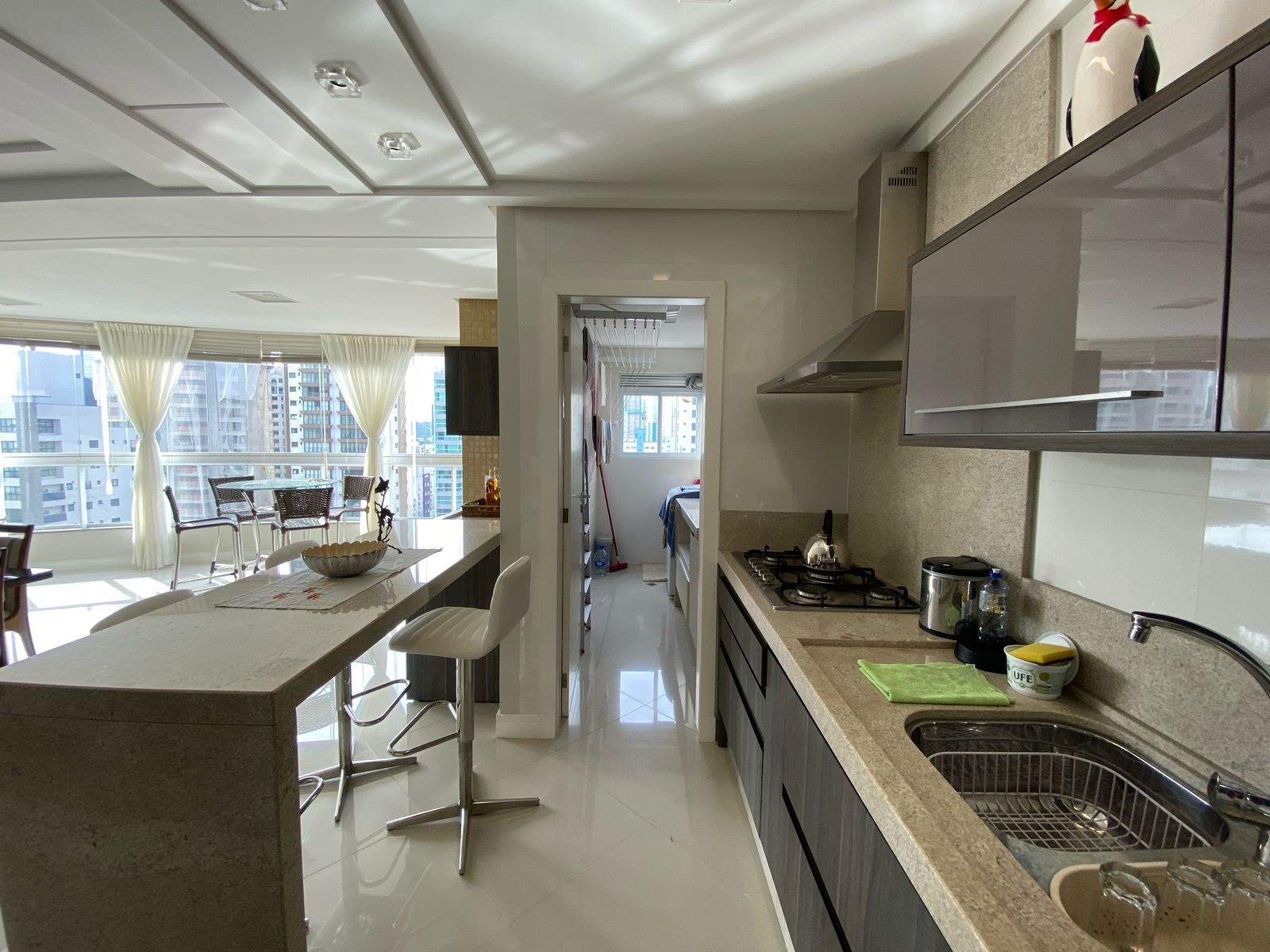 locacao-2suites-ed-ambar-balneario-camboriu-oppo-imoveis