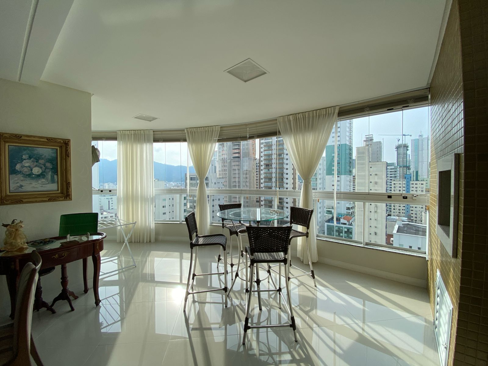 locacao-2suites-ed-ambar-balneario-camboriu-oppo-imoveis