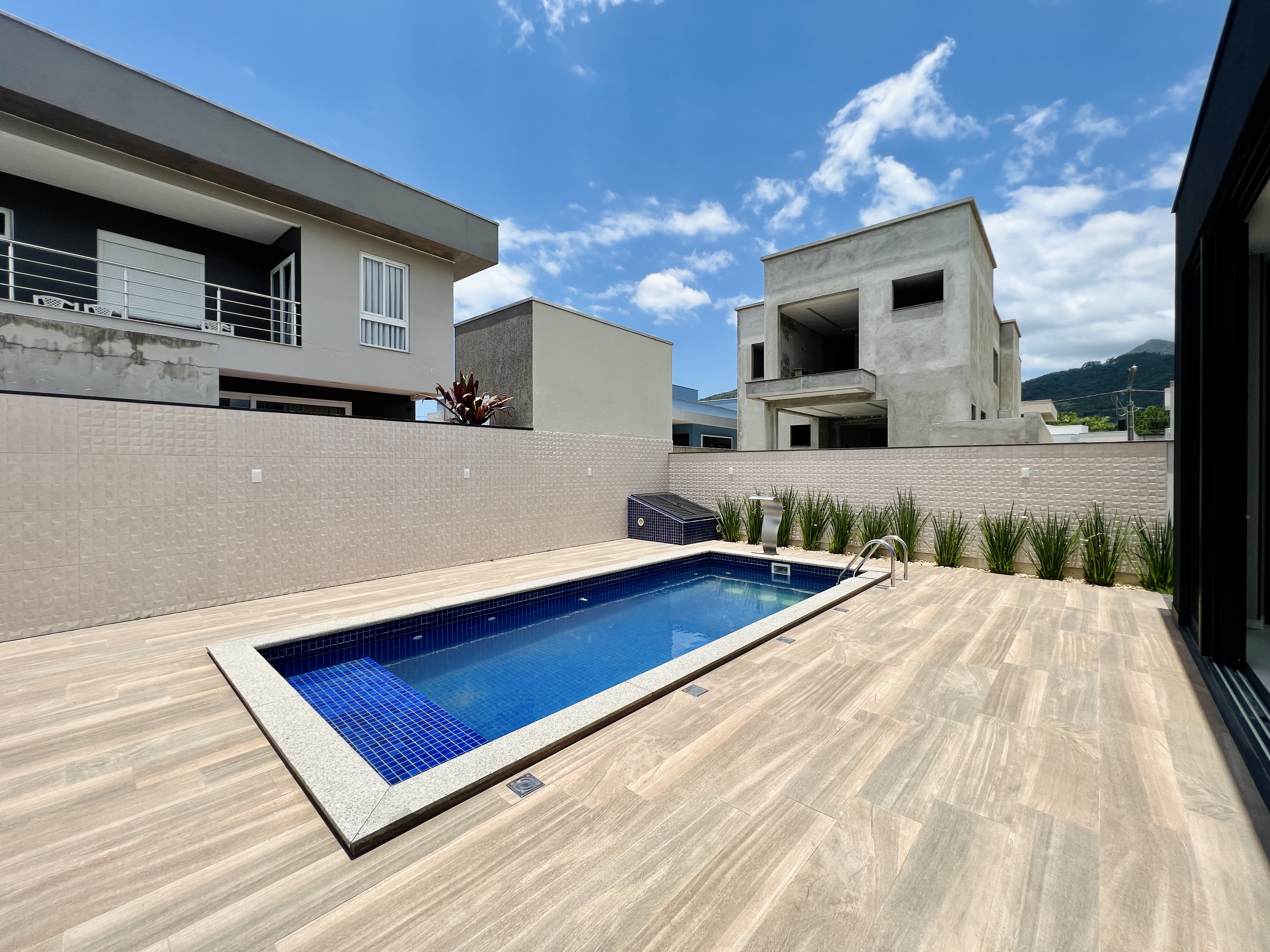 Casa Caledonia a venda_(7).jpg