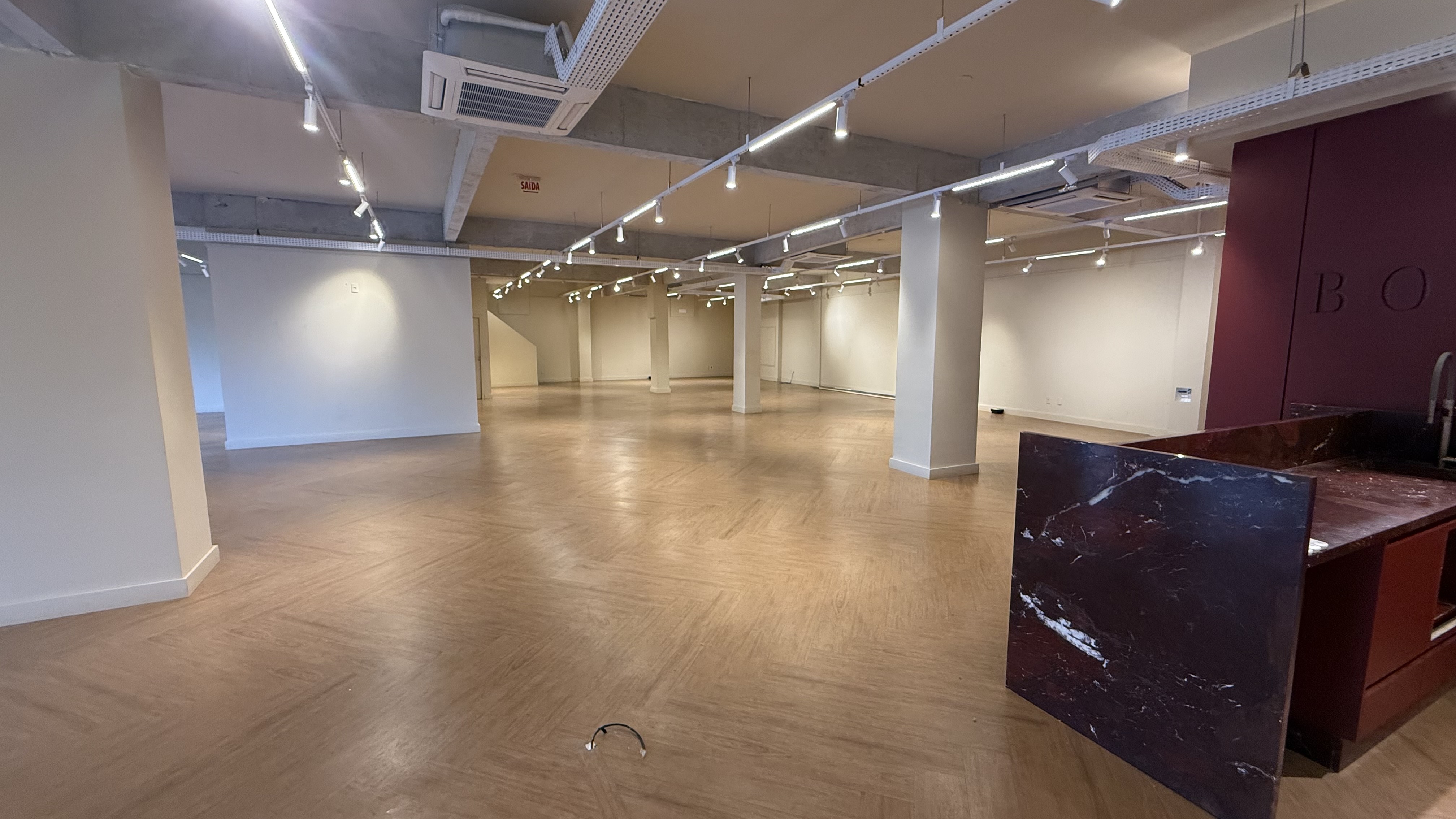 locaçao-sala-comercial-edificio-icon-balneario-camboriu-oppo-imoveis