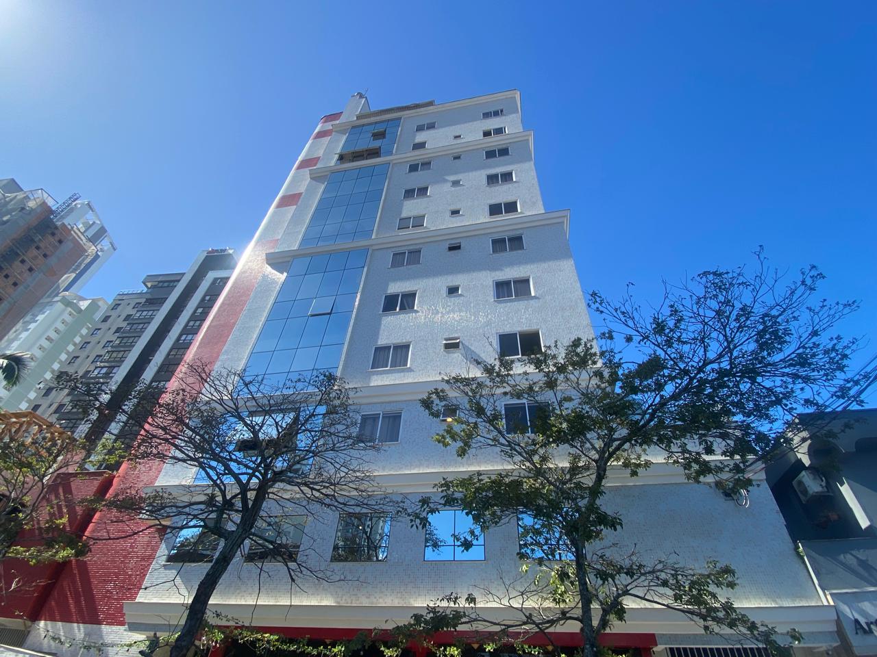 cobertura-triplex-3-quartos-ed-antonio-bastos-filho-balneario-camboriu