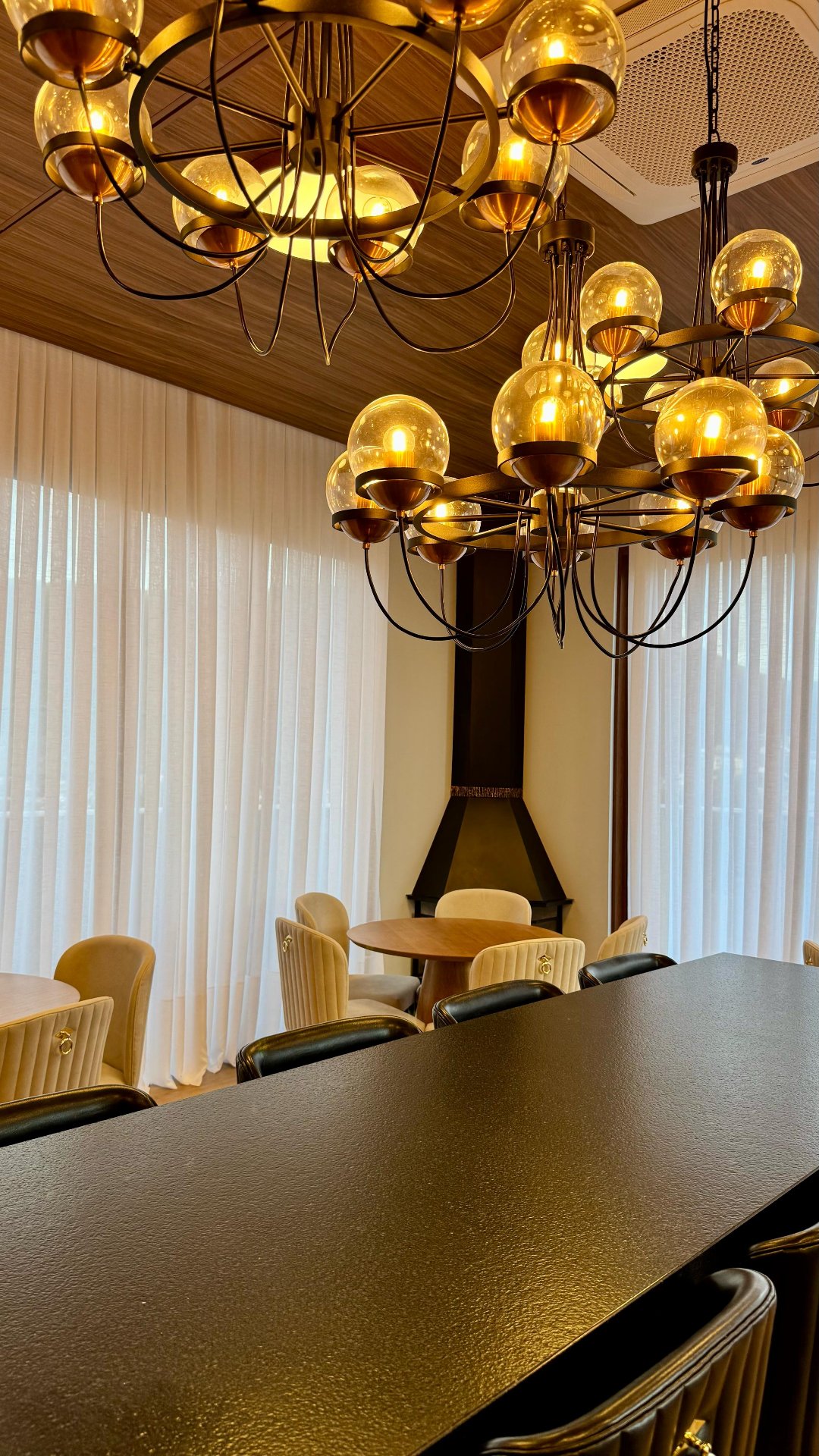 apartamento-frente-mar-ibiza-towers-4 suites-barra-sul-bc-oppo-imoveis