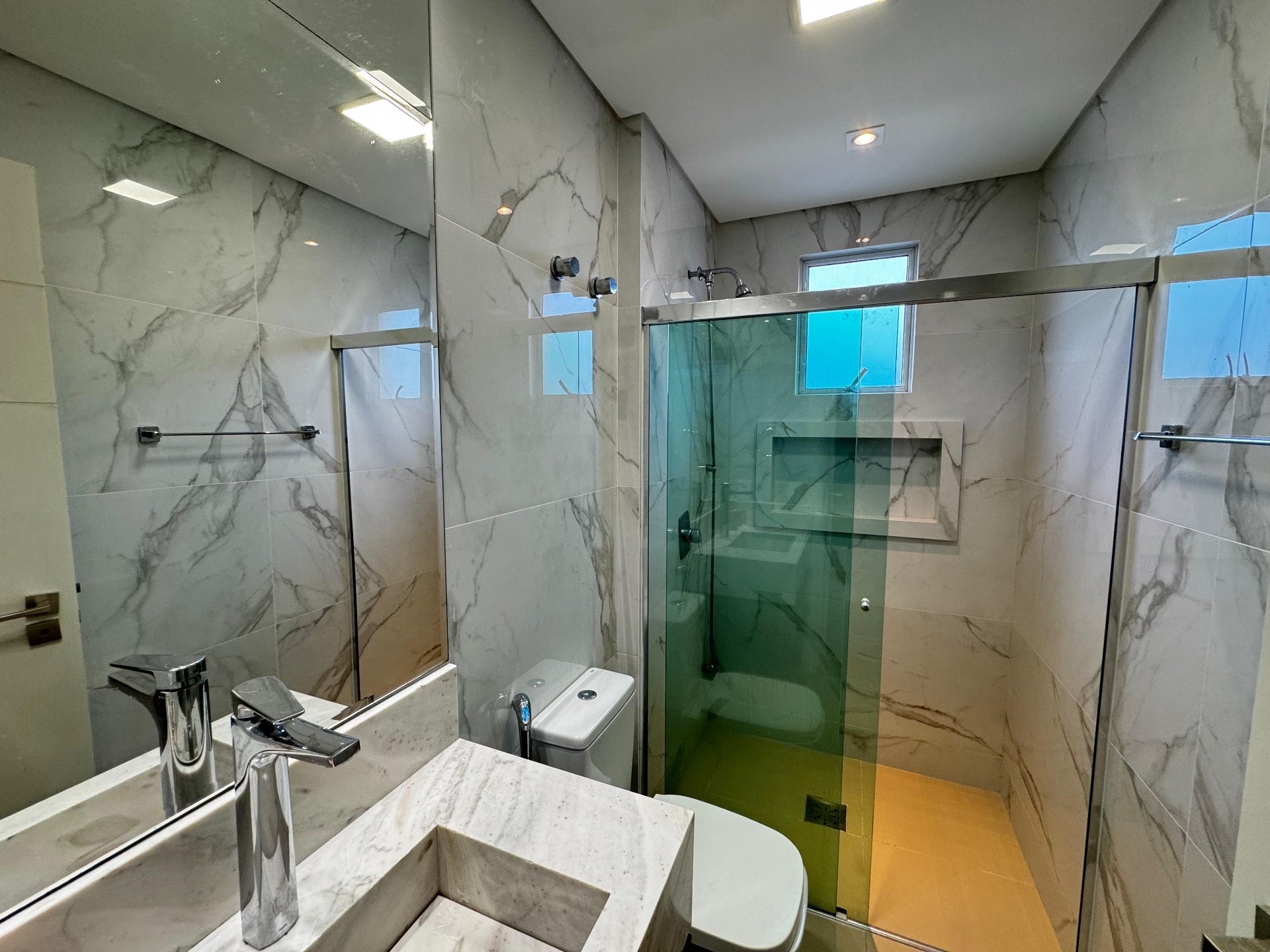 apartamento-3-suites-barra-tower-balneário-camboriú-oppo-imoveis