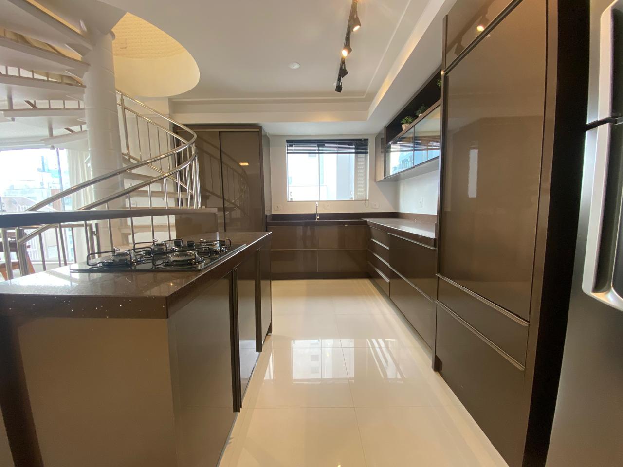 cobertura-duplex-no-residencial-ilha-do-sul-4-quartos-balne-rio-cambori-oppo-imoveis-6-a82bace8-3574-4037-9ca8-ece23b684fbd.jpeg