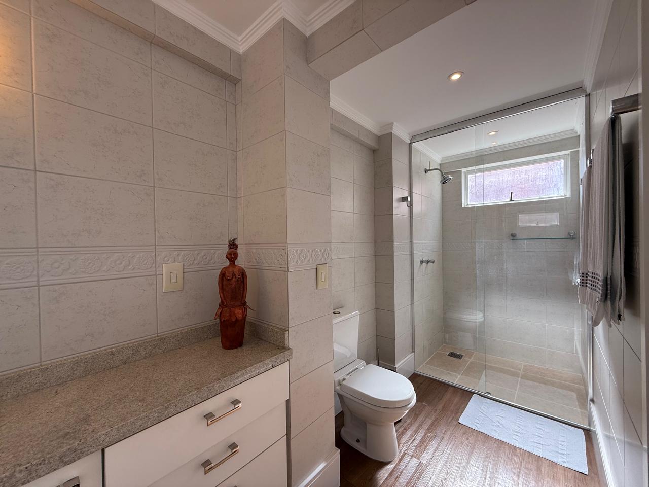 apartamento-frente-mar-4-quartos-number-one-barra-sul-balneario-camboriu-oppo-imoveis-43-a528320d-cdf9-4766-abe1-385f7e4b0d68.jpeg
