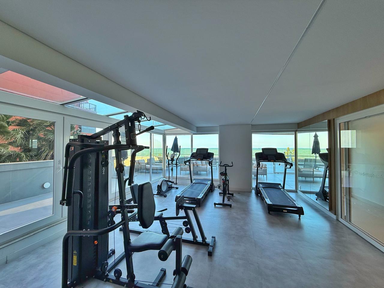 apartamento-frente-mar-4-quartos-number-one-barra-sul-balneario-camboriu-oppo-imoveis-8-eec74999-7337-4c11-ad53-d5e6e319ebf5.jpeg