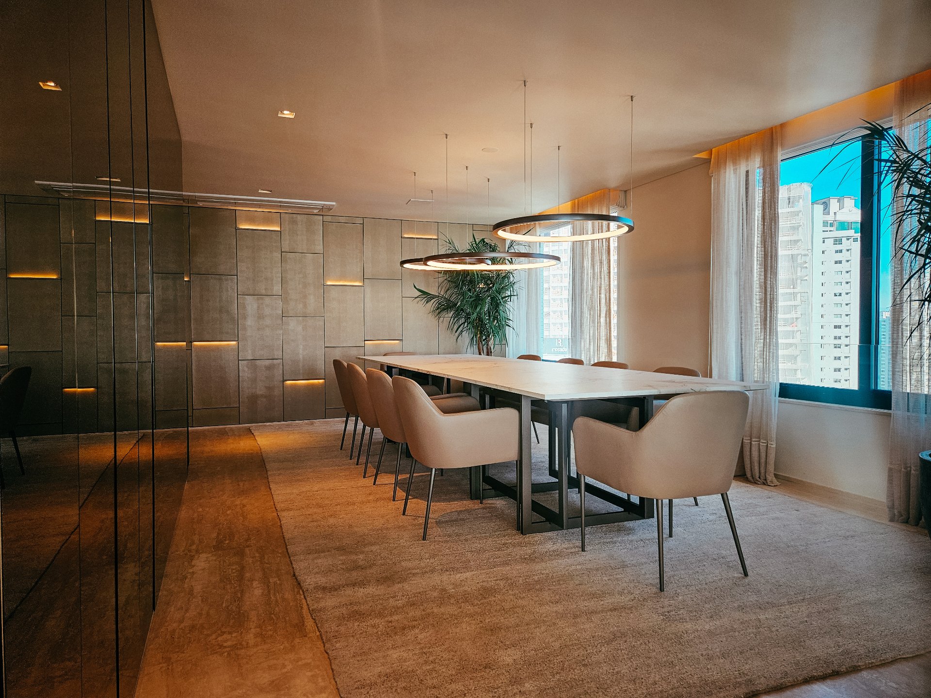 cobertura-salvador-dali-luxo-exclusividade-frente-mar-balneario-camboriu-oppo-imoveis-18-43171845-76c4-4be0-a086-642b4658c7e0.jpg