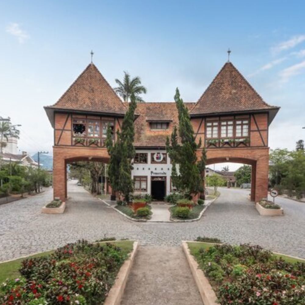 Descubra os principais pontos turísticos, pousadas e hotéis de Pomerode