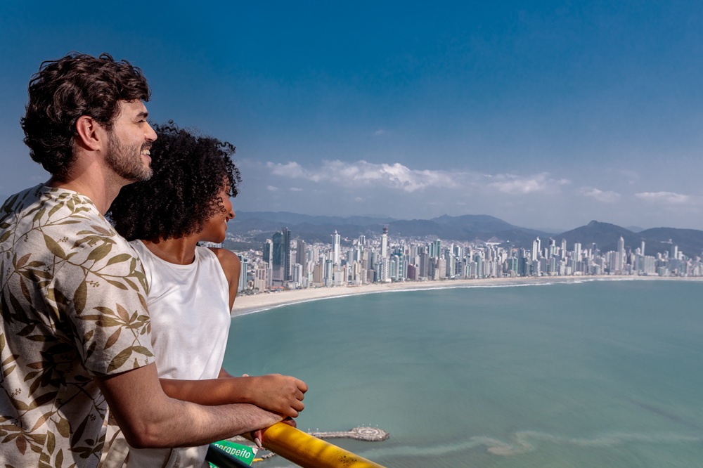 Lazer em Balneário Camboriú: 7 opções além da praia para viver intensamente